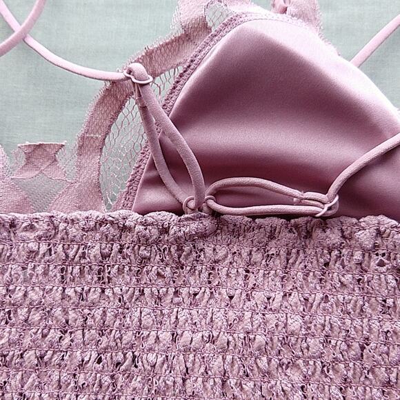 2X Burgundy Lace Bralette with Bra Pads Zenana double adjustable straps smocked - Picture 8 of 15